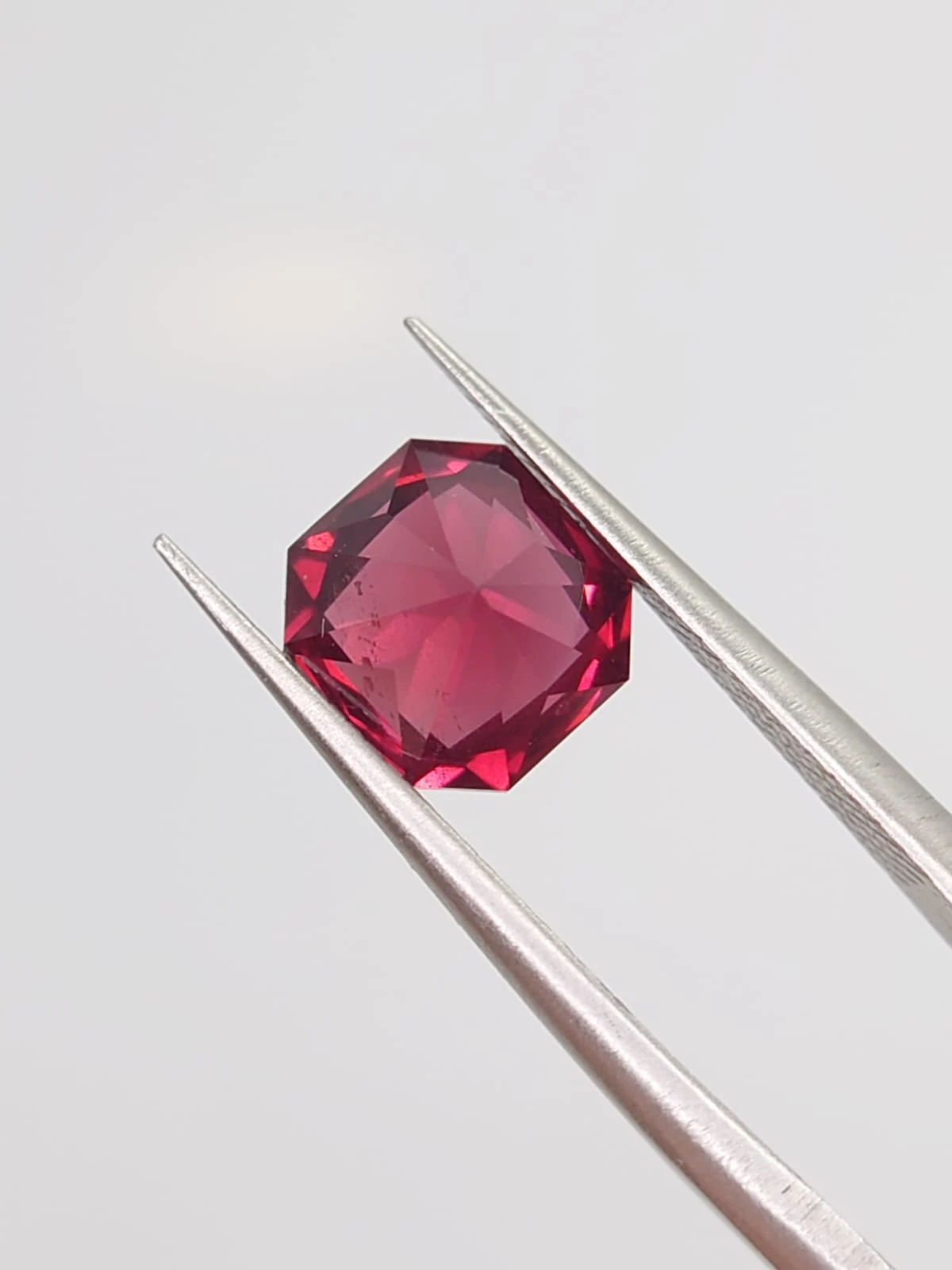2.9ct Natural Malaya Garnet From Tanzania — view 4
